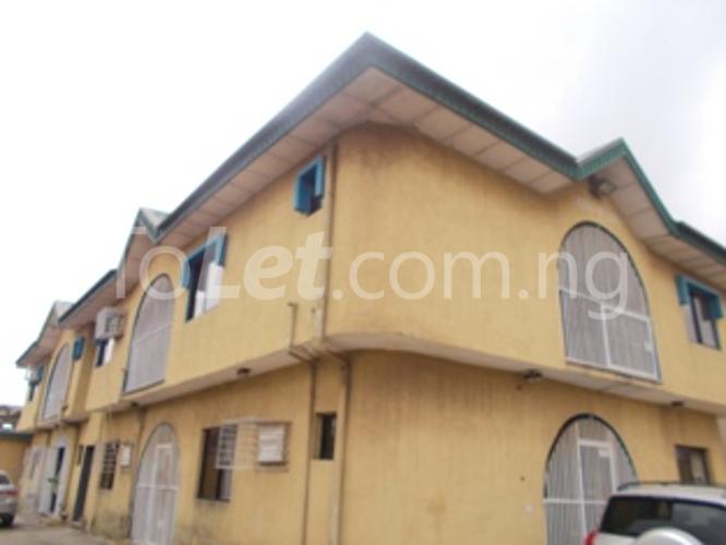 3 bedroom Flat / Apartment for rent Off Orioke Road, Ogudu Ogudu Lagos