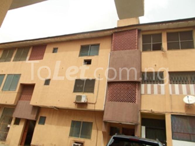 3 bedroom Flat / Apartment for rent Obadina Street, Ojodu Ojodu Lagos