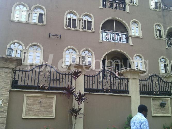 3 bedroom Flat / Apartment for rent Sanvix Street Yaba Yaba Lagos - 0