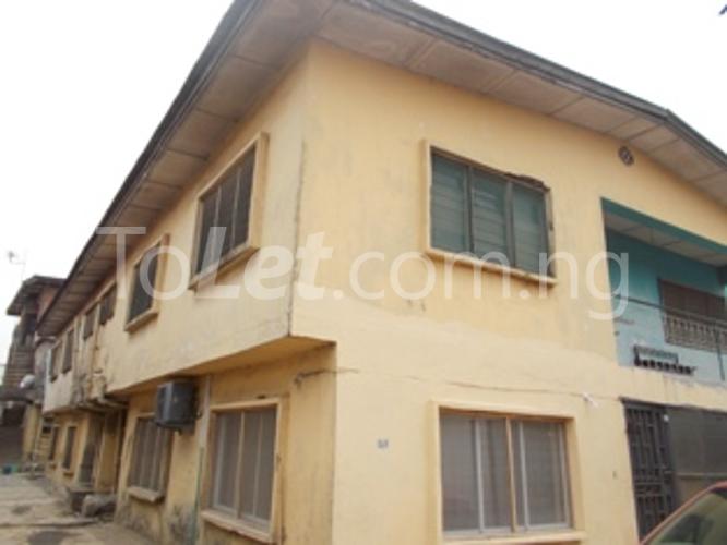 1 bedroom Flat / Apartment for rent Olufemi Shokan Street, Surulere Surulere Lagos