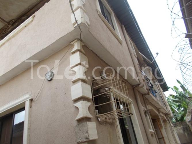 2 bedroom Flat / Apartment for rent Lanre Egbuna Street Oshodi Expressway Oshodi Lagos