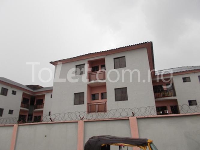 3 bedroom Flat / Apartment for rent Itoha Street, Off Ajao Road By Awolowo Road Ikeja Ikeja Lagos