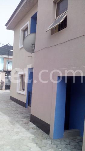 2 bedroom Flat / Apartment for rent Prince Kazeem Eletu Way Off Jakande Road Lekki Lekki Lagos