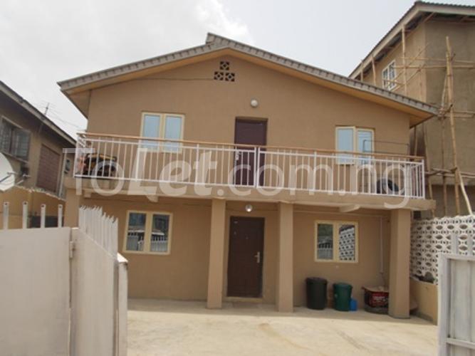 3 bedroom House for rent Off Fola Agoro Road Shomolu Shomolu Lagos