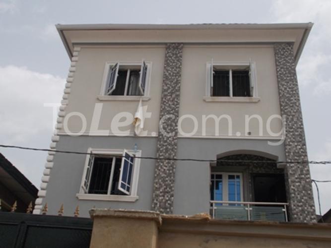 2 bedroom Flat / Apartment for rent Off Adelabu Street Surulere Surulere Lagos