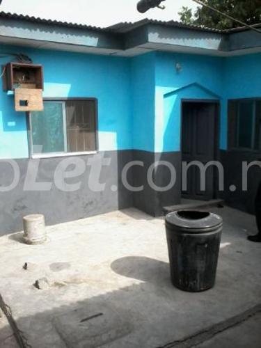 1 bedroom Flat / Apartment for rent Off Randle Road Surulere Surulere Lagos