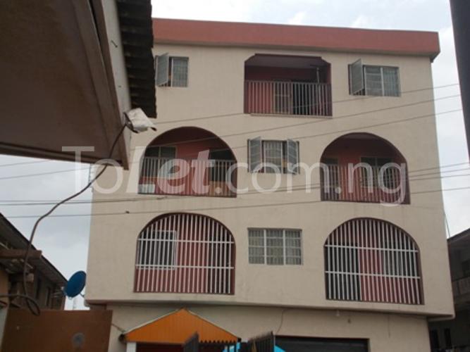3 bedroom Flat / Apartment for rent Adebayo Street Ketu Kosofe/Ikosi Lagos