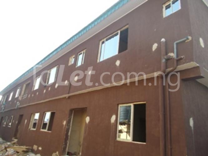 1 bedroom Flat / Apartment for rent Off College Road, Oshodi Expressway Oshodi Lagos