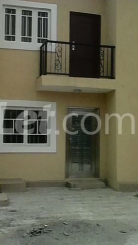 3 bedroom House for rent 2 Merret Close Off Conniel Road Yaba Yaba Lagos - 0