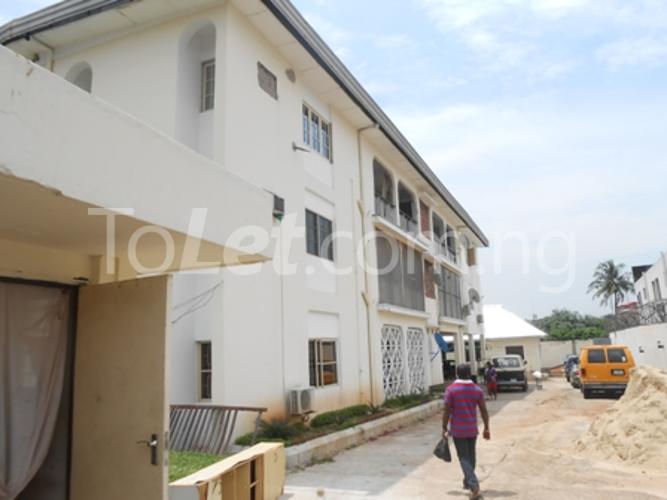 3 bedroom Flat / Apartment for rent No5, Oroleye Street Ikeja Ikeja Lagos