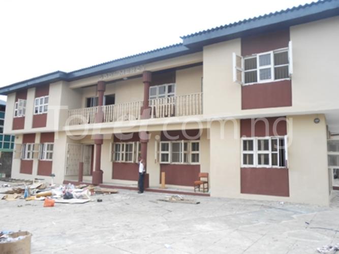 10 bedroom Commercial Property for rent Oyeleye Street Ikeja Ikeja Lagos - 0