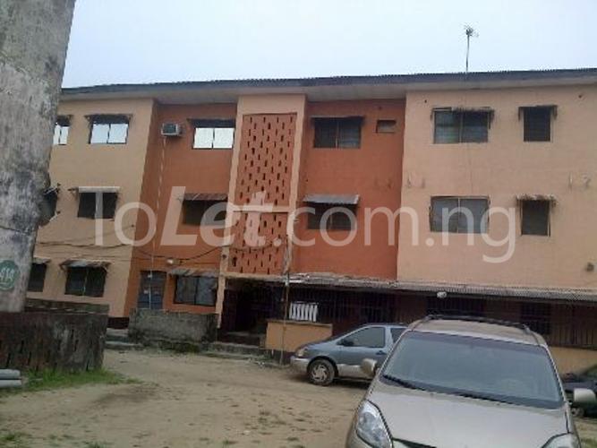 3 bedroom Flat / Apartment for rent Mile 2 Road Amuwo, Amuwo Odofin Amuwo Odofin Lagos