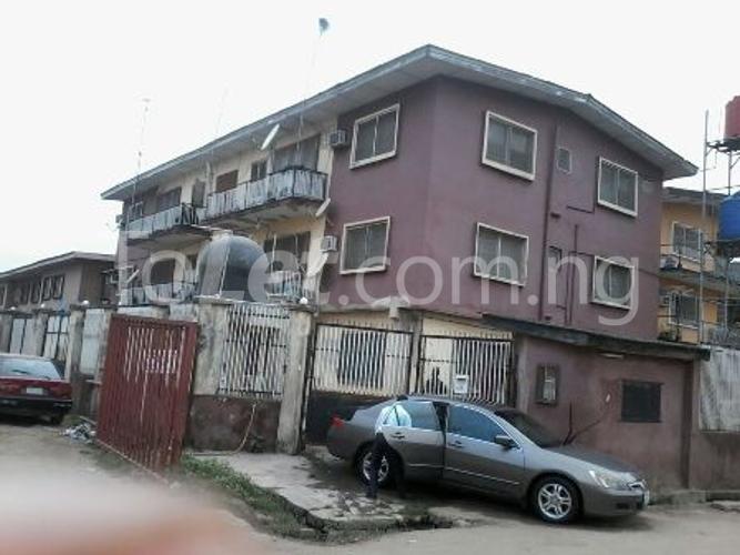 3 bedroom Flat / Apartment for rent Off Pako Bu Stop, Yaba Yaba Lagos - 0