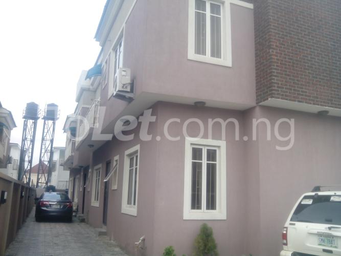 2 bedroom Flat / Apartment for rent Akim Gbadamu Street, Lekki Lekki Lagos