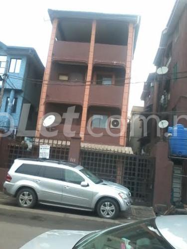 1 bedroom Flat / Apartment for rent Along Herbert Macaulay Way, Yaba Yaba Lagos - 0