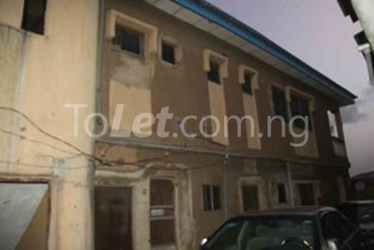 1 bedroom Flat / Apartment for rent Off Oworo Road, Gbagada Gbagada Lagos