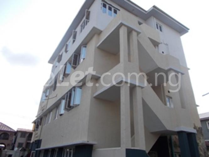 2 bedroom Flat / Apartment for rent Adekunle Road, Yaba Yaba Lagos - 0