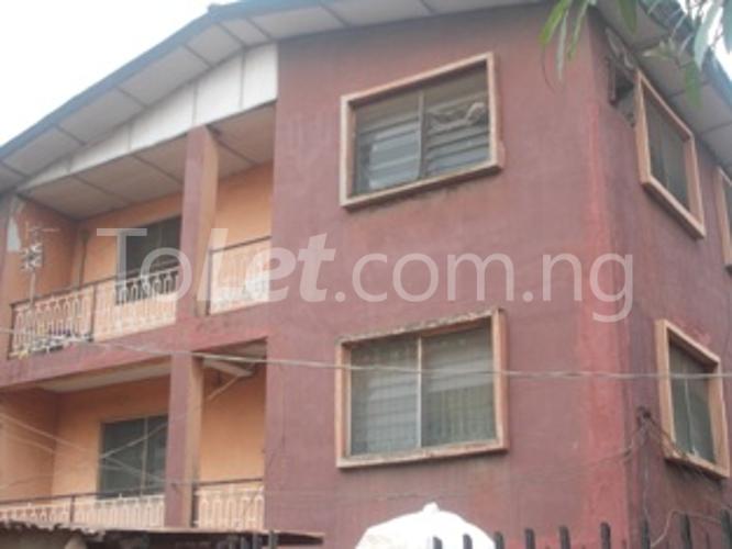 2 bedroom Flat / Apartment for rent Apata Street, Shomolu Shomolu Lagos