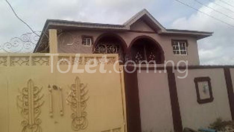3 bedroom Flat / Apartment for rent Ashipa Road, Alimosho Lagos