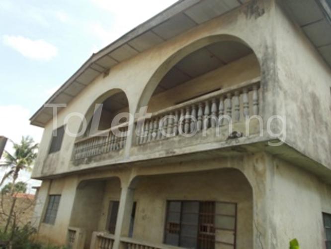 3 bedroom Flat / Apartment for rent 14 Rannon Jimmoh Street. Oshodi Expressway Oshodi Lagos