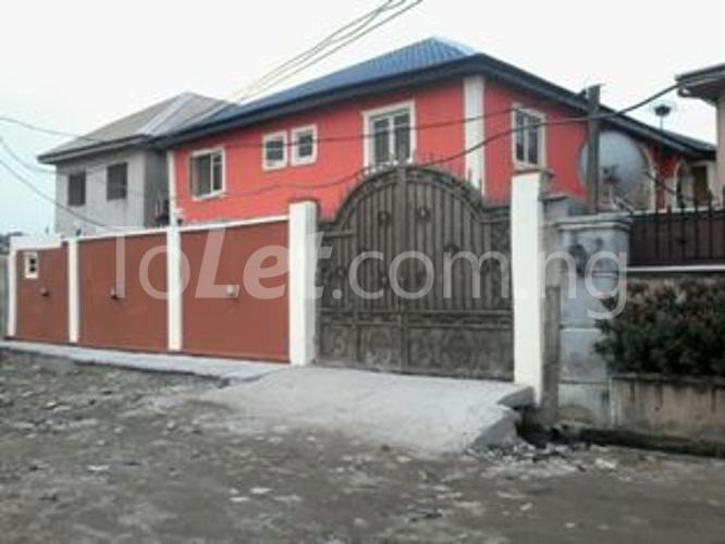 Flat / Apartment for rent Off St. Finbars Road, Pako Bustop, Yaba Yaba Lagos