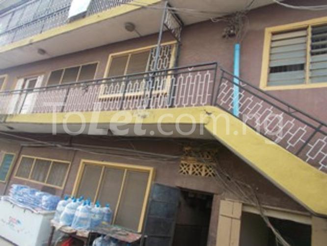 3 bedroom Flat / Apartment for rent Charity Road, Oshodi Expressway Oshodi Lagos