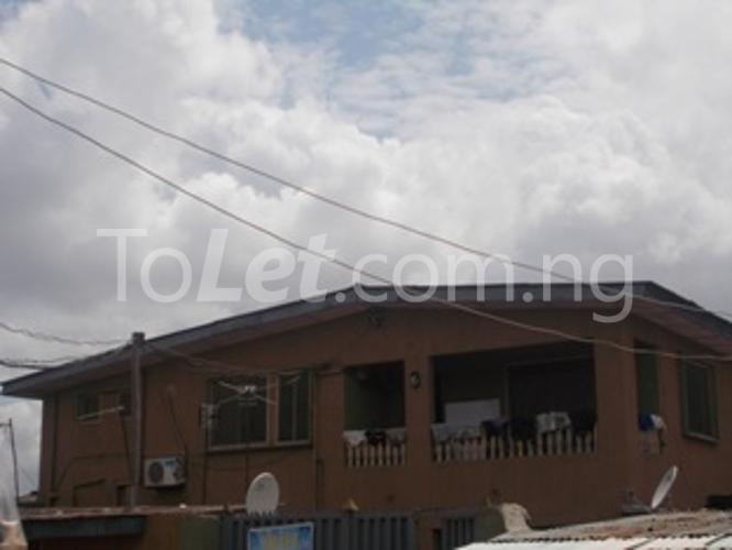 1 bedroom Flat / Apartment for rent Ayodele Street. Bariga Shomolu Lagos