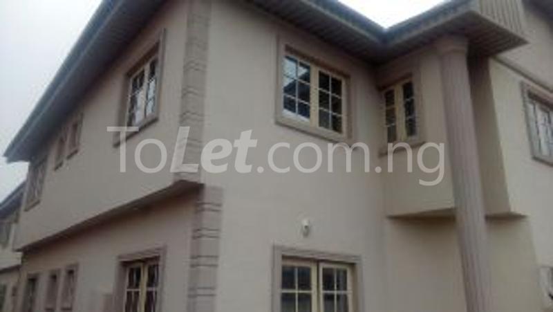 2 bedroom Flat / Apartment for rent Off Magodo Estate Gate, Ojodu Ojodu Lagos