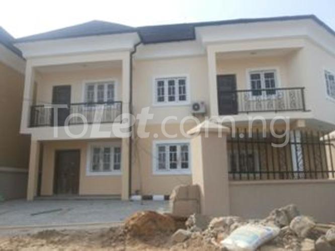 3 bedroom House for rent Yaba G.r.a Yaba Yaba Lagos