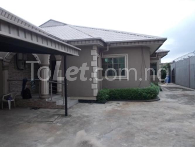 3 bedroom House for rent 9a Tunde Abimbola, Off Tokunbo Macaulay, Ketu Kosofe/Ikosi Lagos