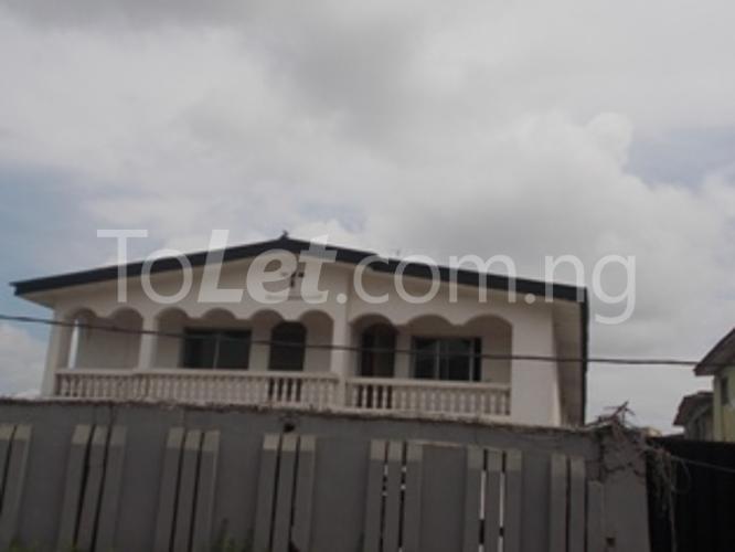4 bedroom Flat / Apartment for rent No 19 Adetola Raji Street, Gbagada Gbagada Lagos