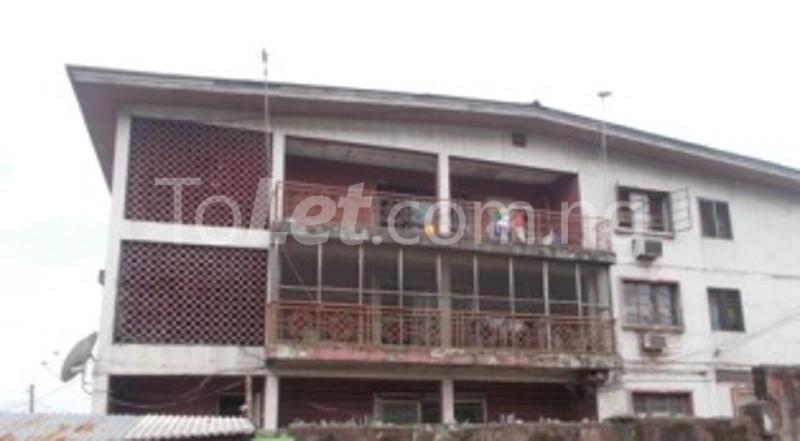 3 bedroom Flat / Apartment for rent Saji Ayangade Street, Maryland Ikeja Lagos