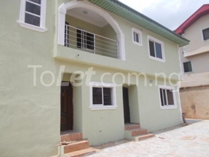 3 bedroom House for rent Beside No 20, Bashiru Shittu, Ketu Kosofe/Ikosi Lagos