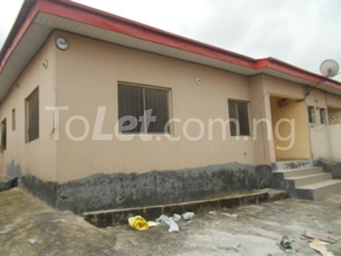 3 bedroom House for rent Fatai Olapade Street Berger Ojodu Lagos