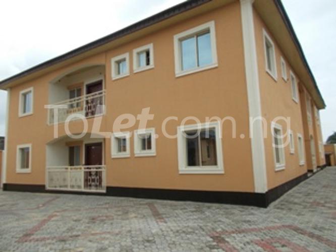 3 bedroom Flat / Apartment for rent Kachi Eze Drive, Balogun Estate, Majek, Ajah Ibeju-Lekki Lagos