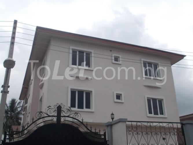 3 bedroom Flat / Apartment for rent Kayode Taiwo Street, Ketu Kosofe/Ikosi Lagos