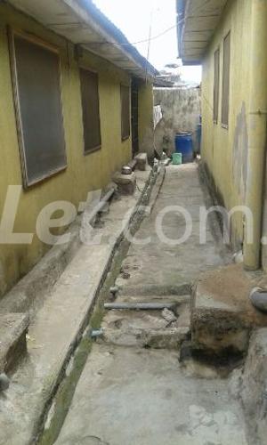 1 bedroom Flat / Apartment for rent Ladi Lak, Shomolu Shomolu Lagos - 0