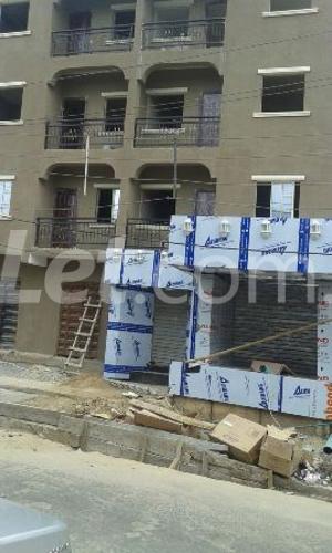 1 bedroom Flat / Apartment for rent Off Abule Oja Road, Yaba Yaba Lagos - 0