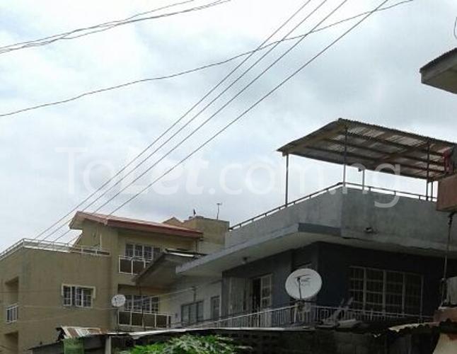 1 bedroom Flat / Apartment for rent Off Onike Road, Yaba Yaba Lagos - 0
