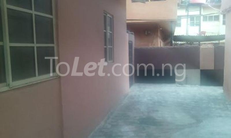 2 bedroom House for rent Sam Shonibare Street, Off Babatunde Street, Surulere Surulere Lagos
