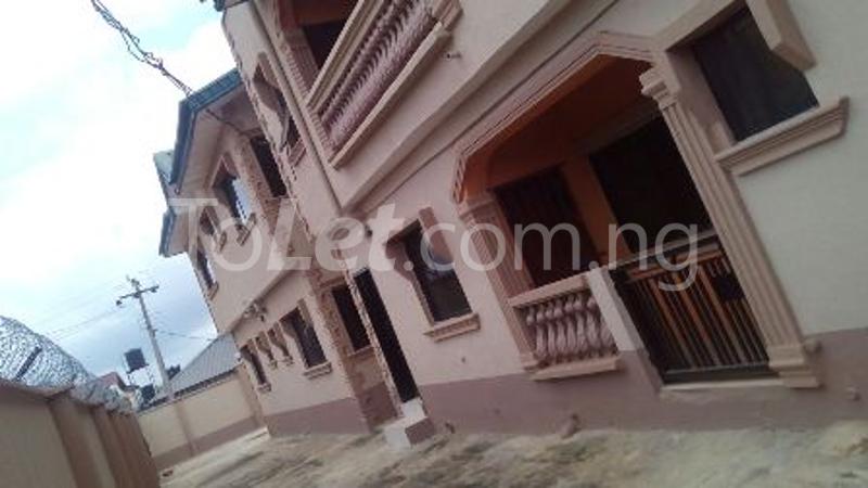 3 bedroom Flat / Apartment for rent Unique Estate, Alimosho Lagos