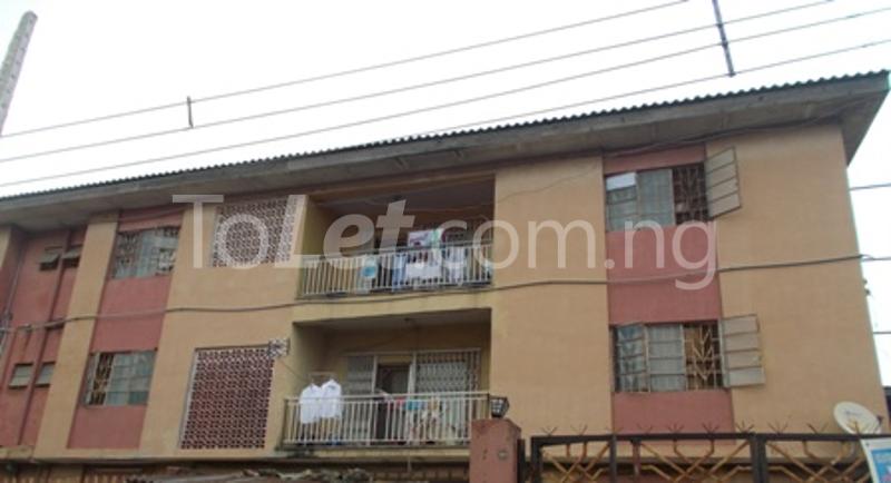 3 bedroom Flat / Apartment for rent Bakare Street, Ketu Kosofe/Ikosi Lagos