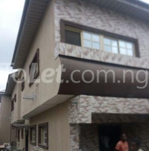 3 bedroom Flat / Apartment for rent Perdro Road, Gbagada Gbagada Lagos