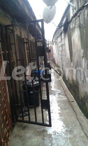 1 bedroom Flat / Apartment for rent Off Akoka Road, Yaba Yaba Lagos