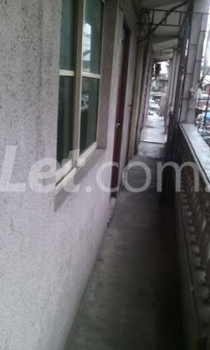 2 bedroom Flat / Apartment for rent Ayilara Street, Surulere Surulere Lagos