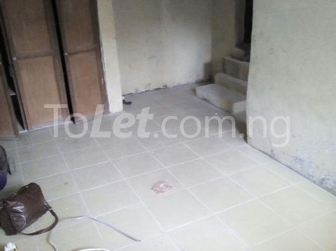 1 bedroom Flat / Apartment for rent Off Akoka Road, Yaba Yaba Lagos
