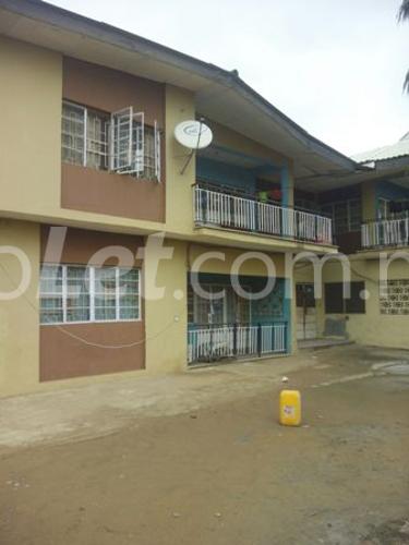 3 bedroom Flat / Apartment for rent Off Pako Area, Agege Agege Lagos