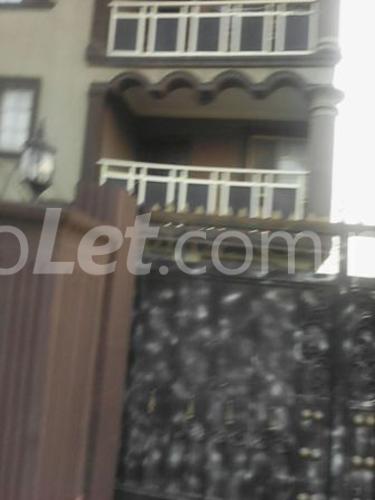 1 bedroom Flat / Apartment for rent Okemu Street, Gbagada Gbagada Lagos