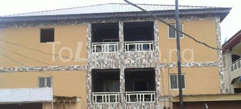 1 bedroom Flat / Apartment for rent Off Fola Agoro Road, Shomolu Shomolu Lagos