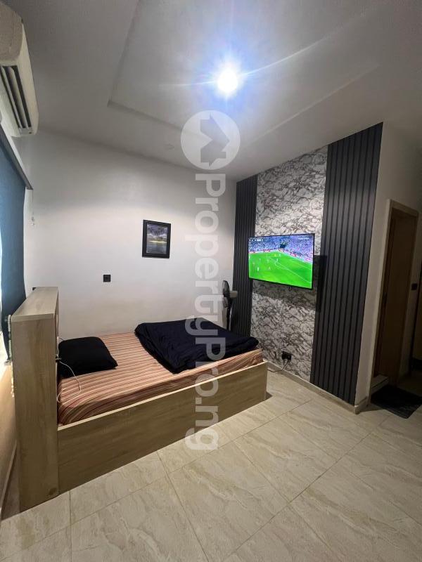 1 bedroom Flat / Apartment for shortlet Chevron Lekki Lagos